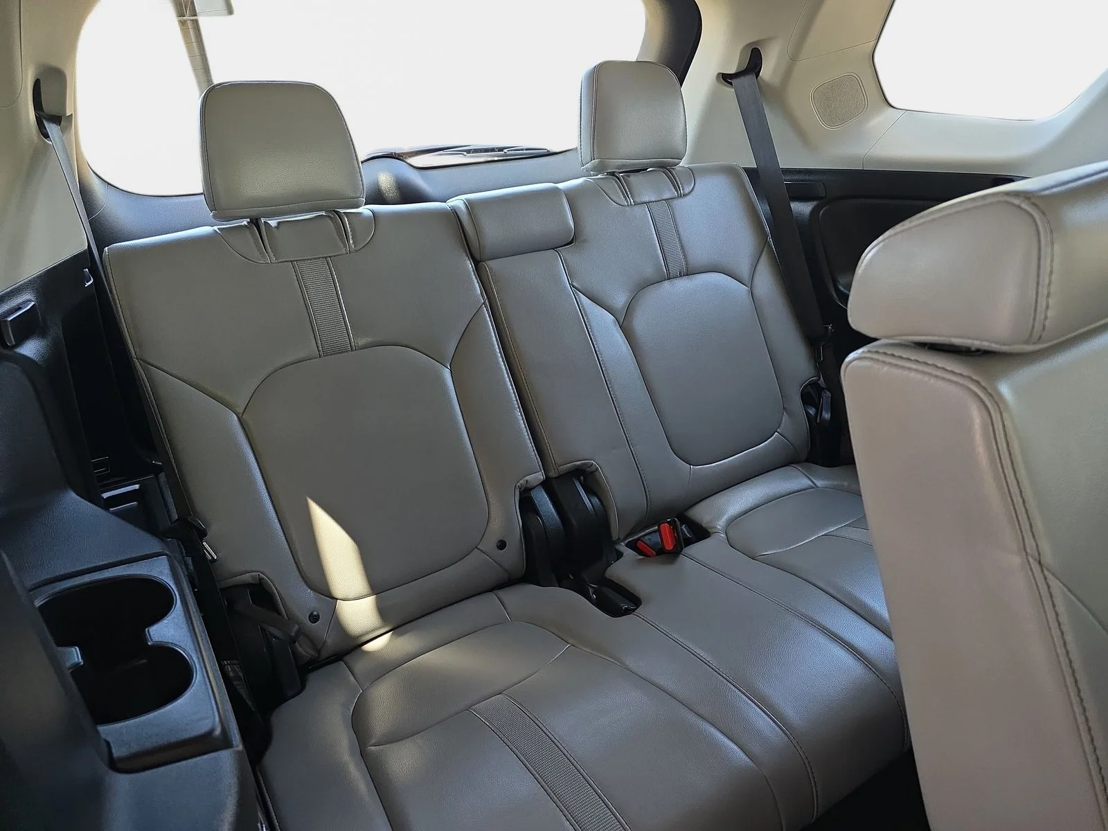 2025 Honda Pilot Touring - Photo 13