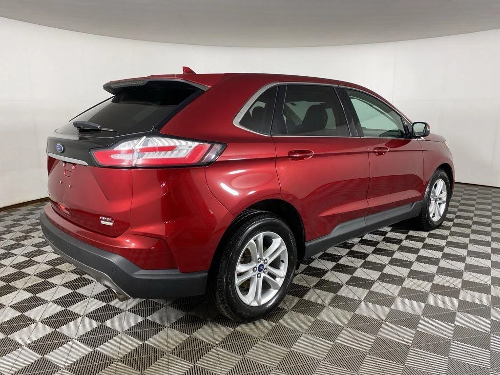 Used 2019 Ruby Red Metallic Ford SEL image 8