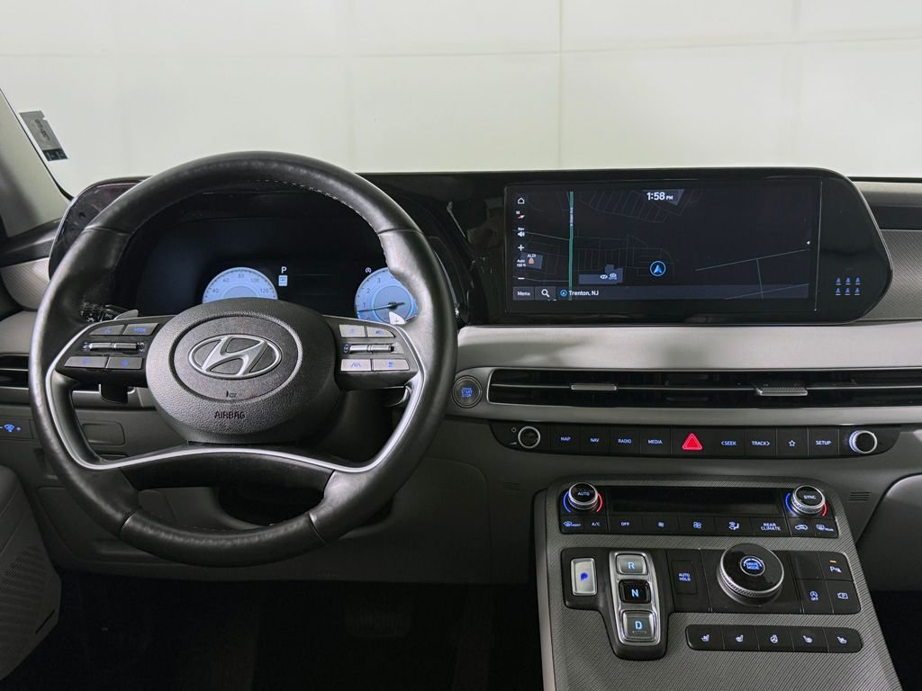 Used 2024 Black Hyundai SEL image 41