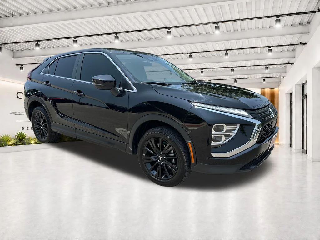 2025 Mitsubishi Eclipse Cross LE S-AWC's photo