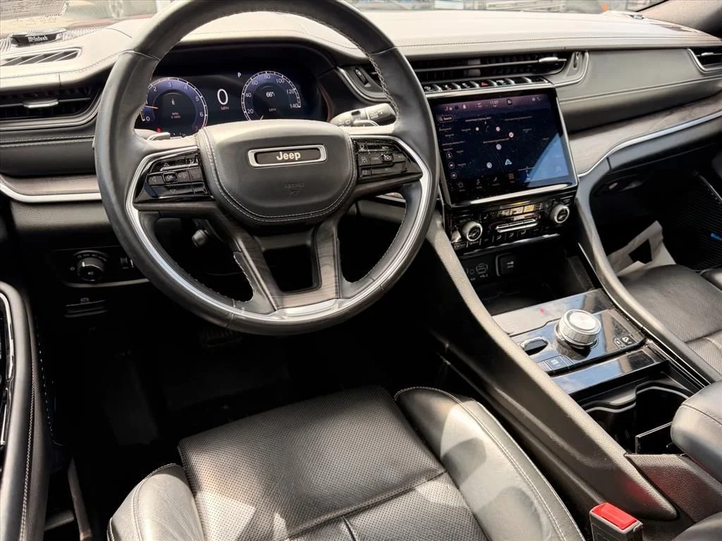 Used 2021 Gray Jeep Overland image 7