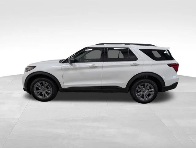New 2026 Star White Metallic Tri-Coat Ford Active image 32