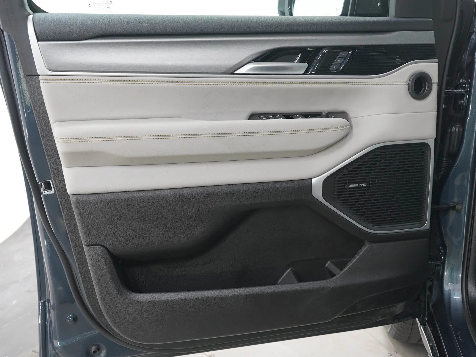 Used 2025 River Rock Jeep  image 21