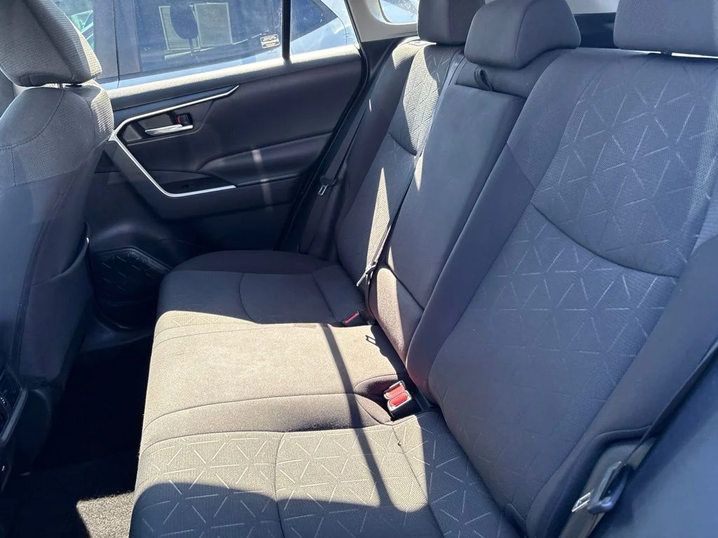 Used 2021 Black Toyota XLE image 17