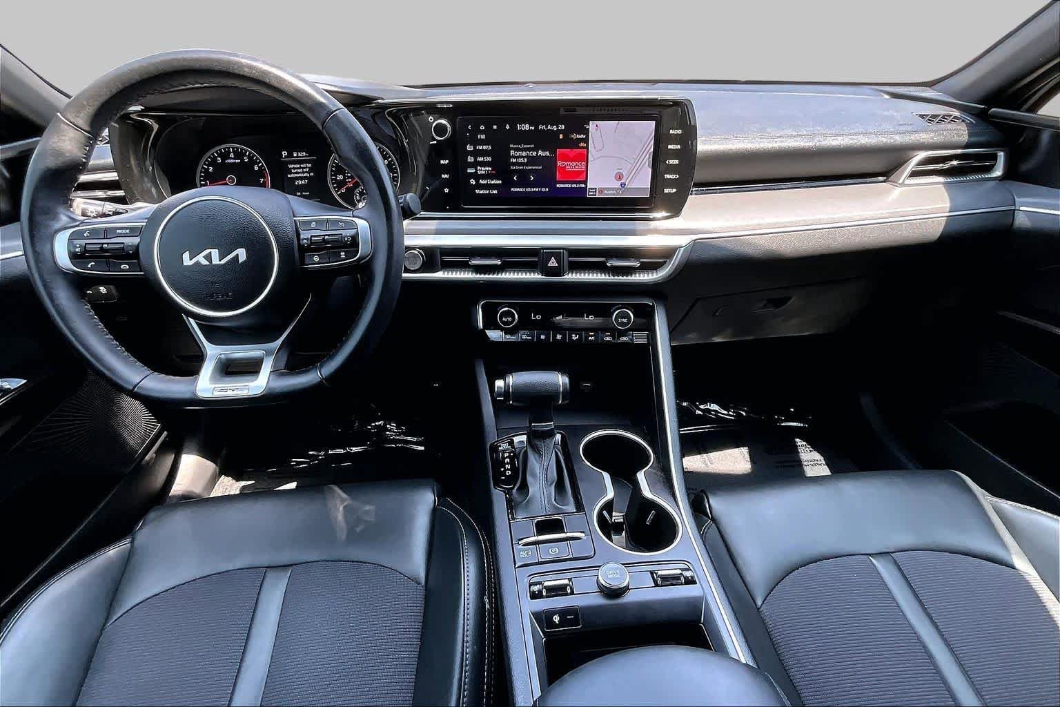 Used 2024 Wolf Gray Kia GT-Line image 15