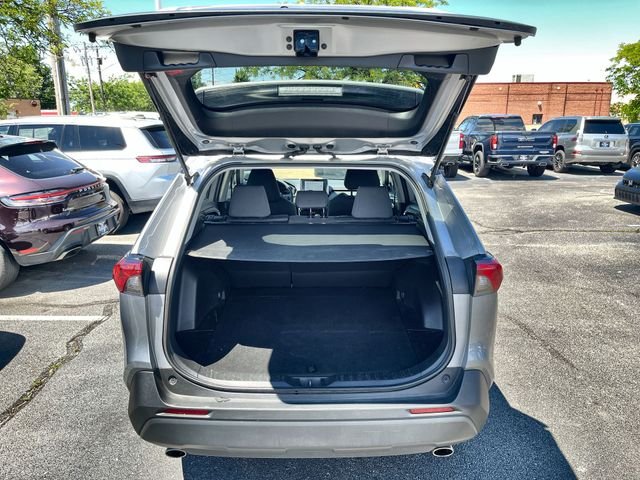 2025 Toyota RAV4 XLE - Photo 21