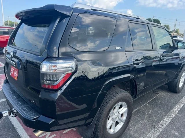 Used 2018 Black Toyota SR5 Premium image 3