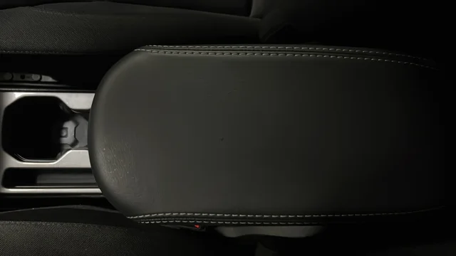 Used 2022 Slate Blue Jeep Latitude image 19