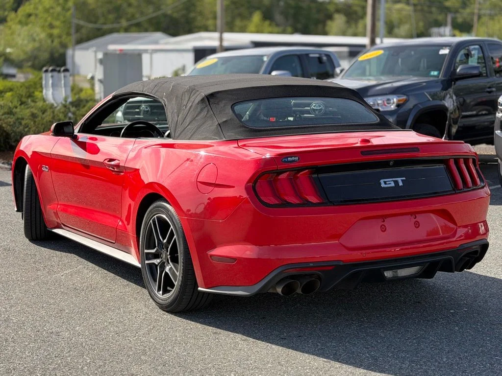 Used 2019 Red Ford GT Premium image 7