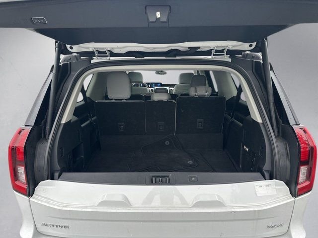 Used 2025 White Ford Active image 21