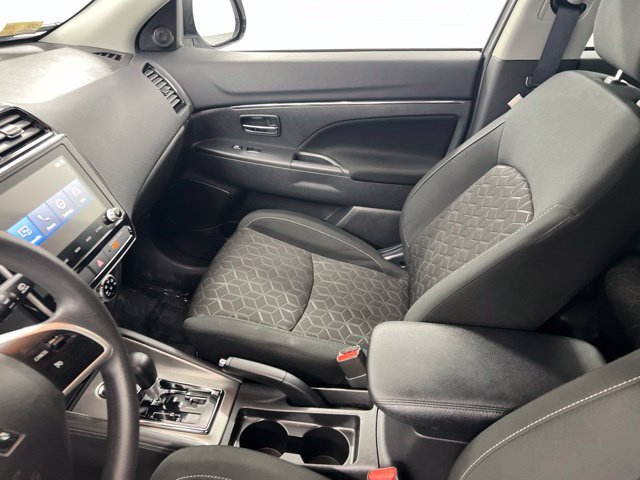 Used 2026 White Diamond Mitsubishi 2.0 ES image 21