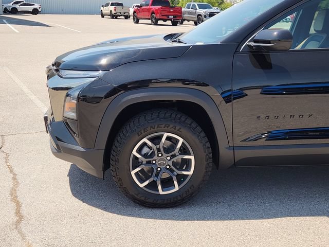 New 2027 Mosaic Black Metallic Chevrolet ACTIV image 8