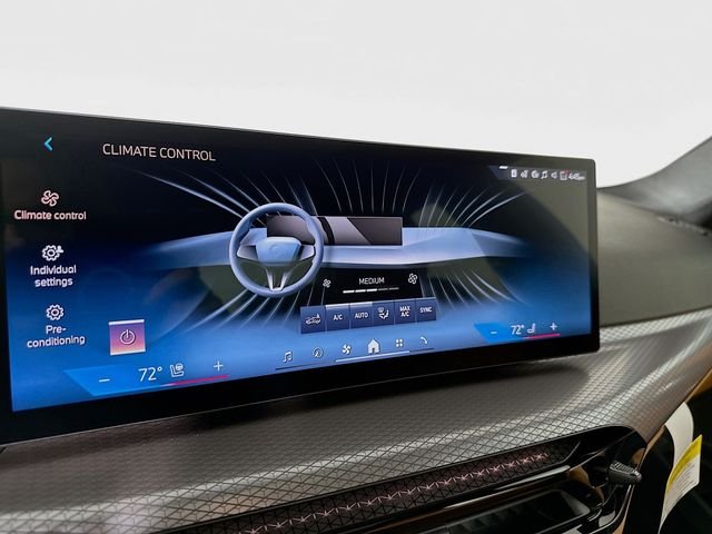 New 2026 Black Sapphire Metallic BMW 330i xDrive image 21