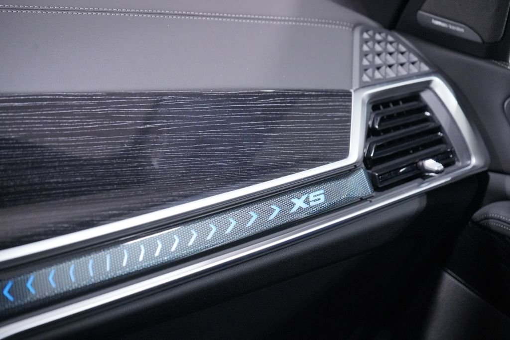New 2026 Alpine White BMW xDrive50e image 12