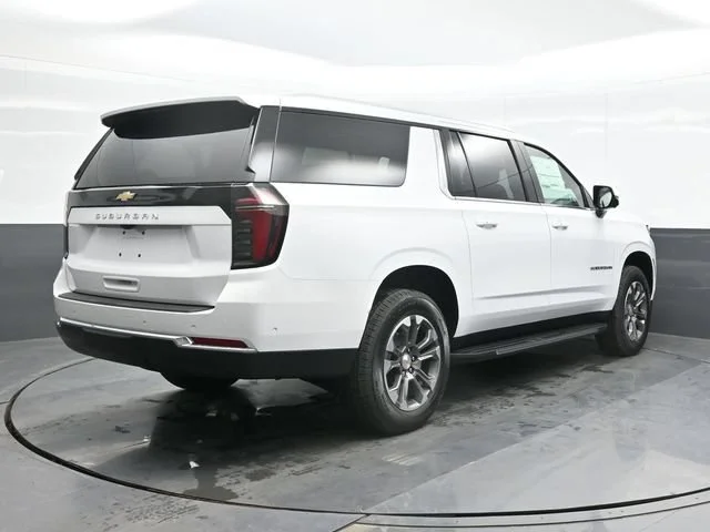 2026 Chevrolet Suburban LS - Photo 9