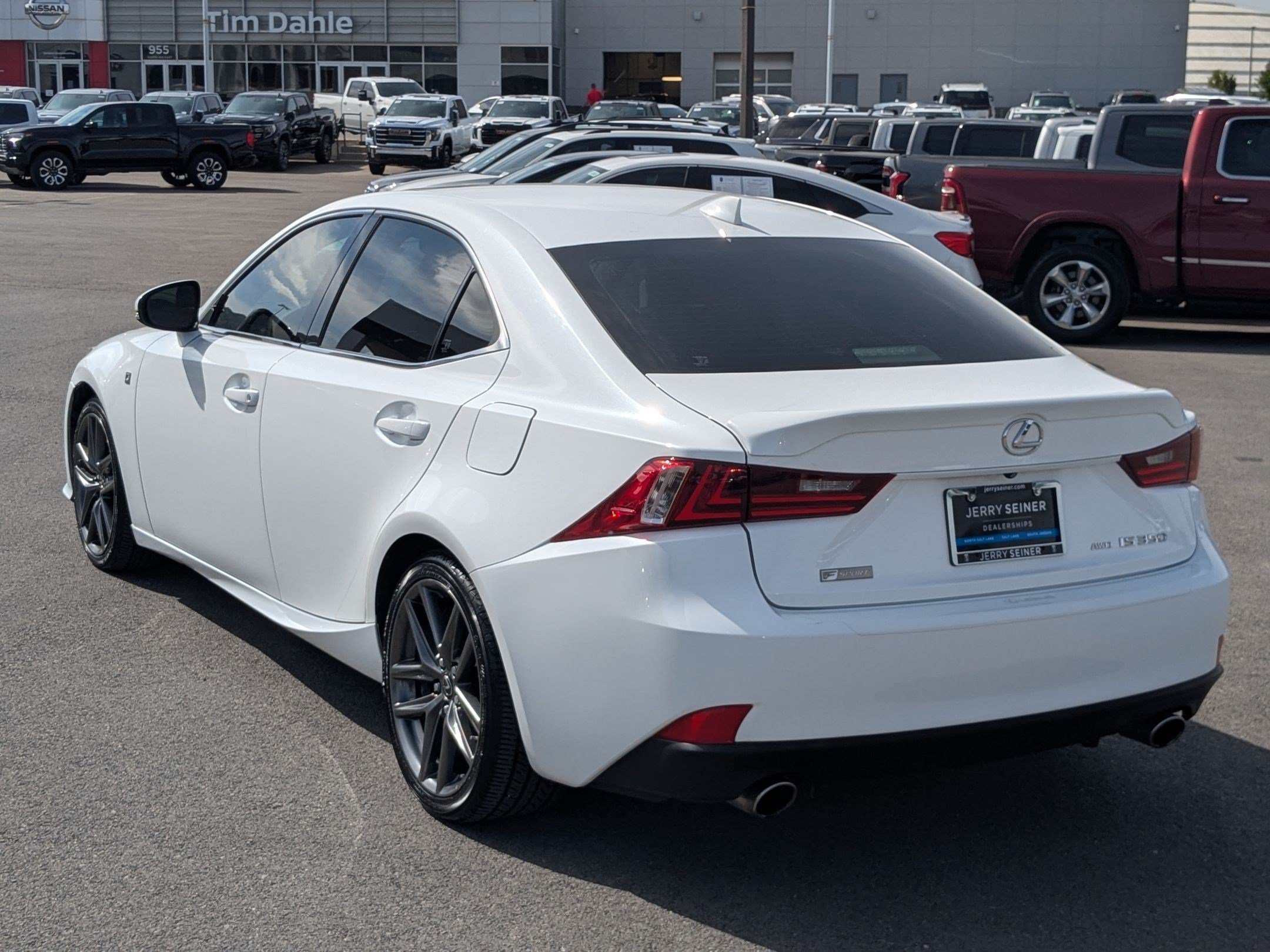 Used 2015 Ultra White Lexus 350 image 3