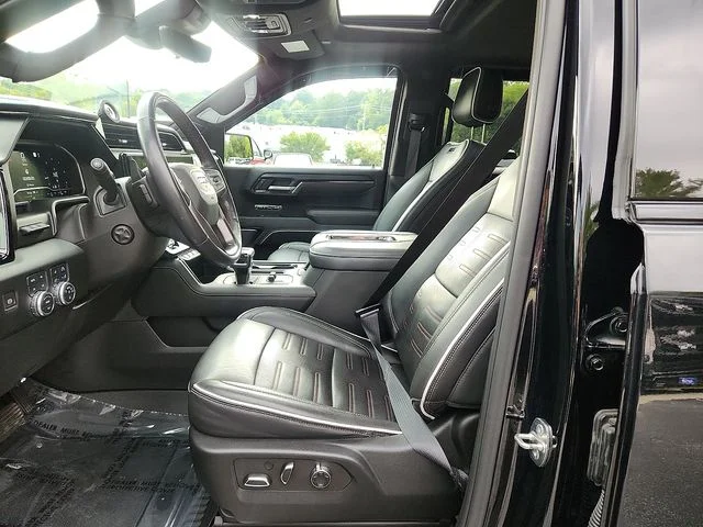 Used 2022 Black GMC AT4X image 13