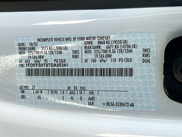New 2026 Oxford White Ford XL image 17