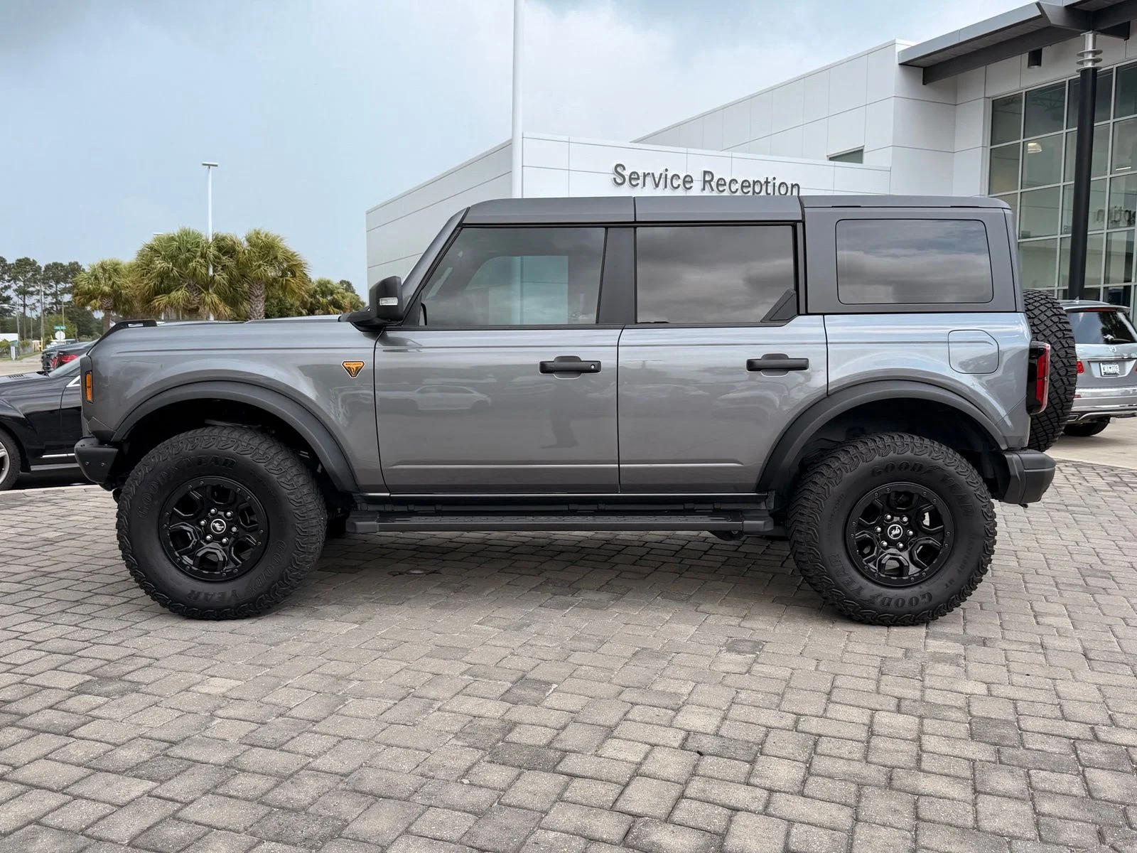 Used 2022 Carbonized Gray Metallic Ford Badlands image 12
