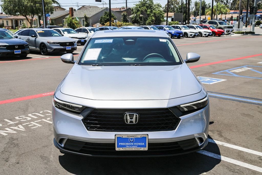 Certified Used 2024 Solar Silver Metallic Honda 1.5T EX image 2