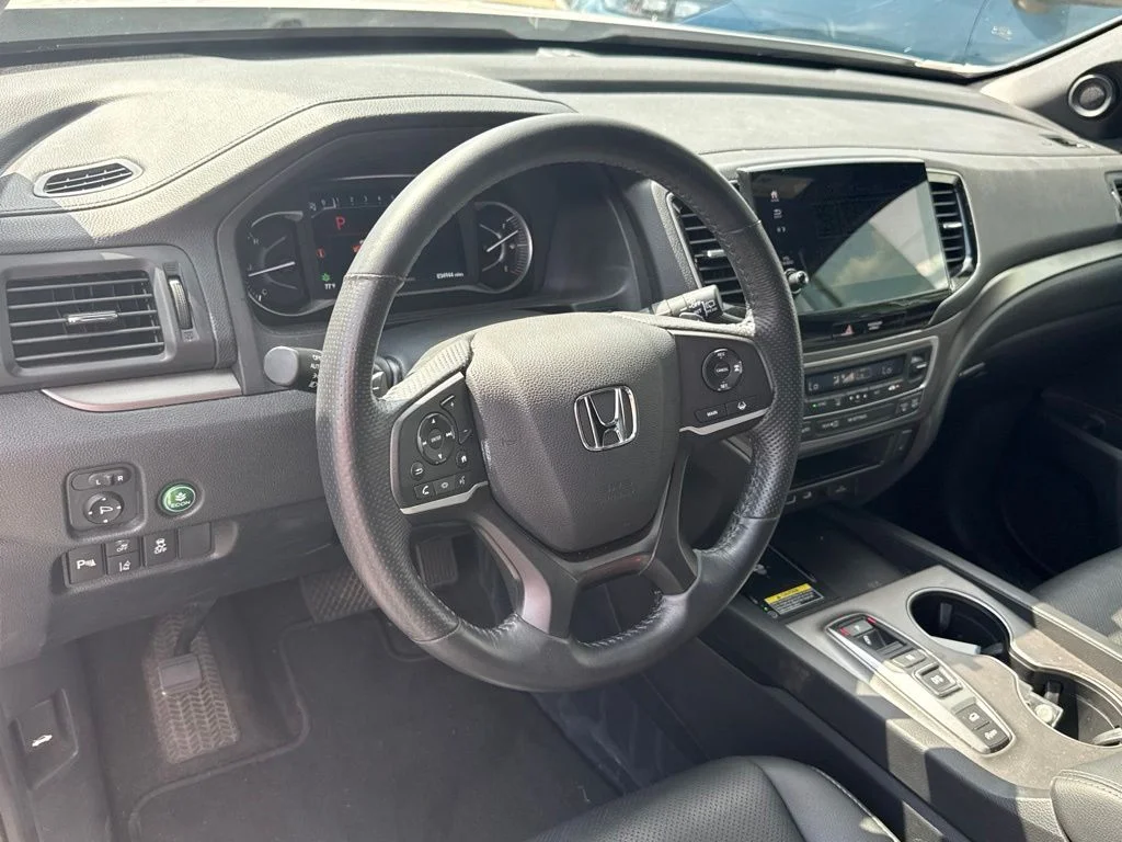 Used 2024 Platinum White Pearl Honda EX-L image 12