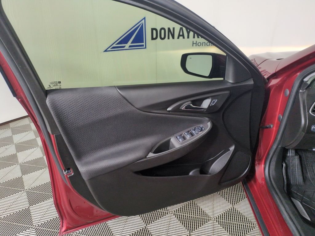 Used 2025 Radiant Red Chevrolet LT image 10