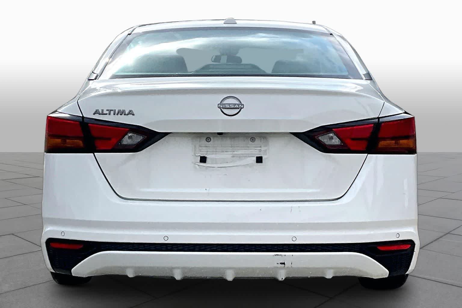 Pre-Owned 2025 Nissan Altima SV