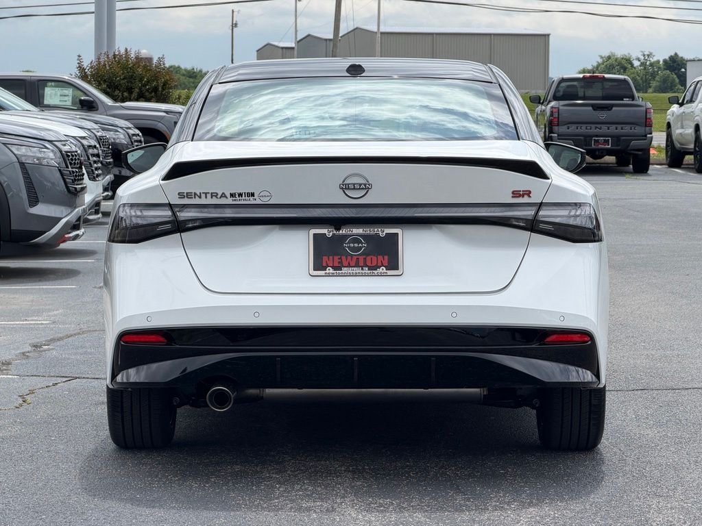 New 2026 Aspen White TriCoat / Super Black Two-tone Nissan SR image 5