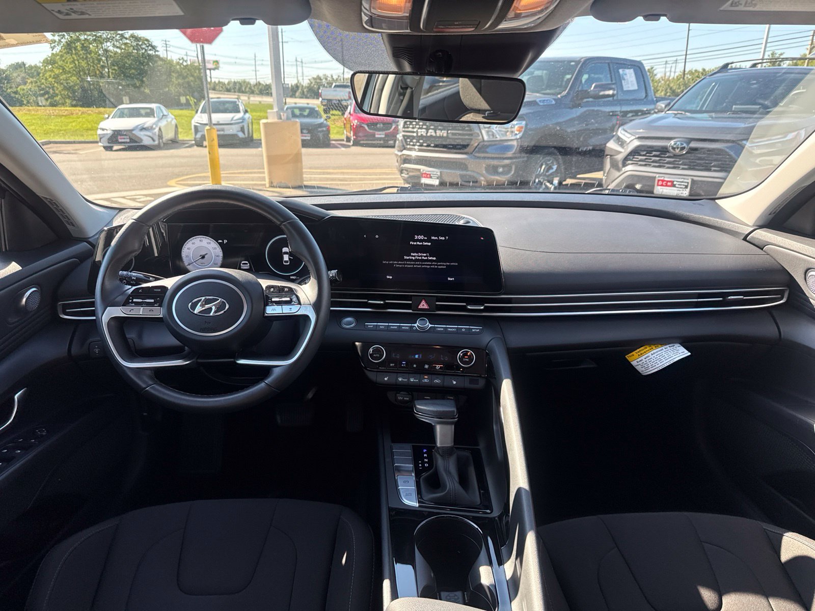Used 2023 Silver Hyundai SEL image 16