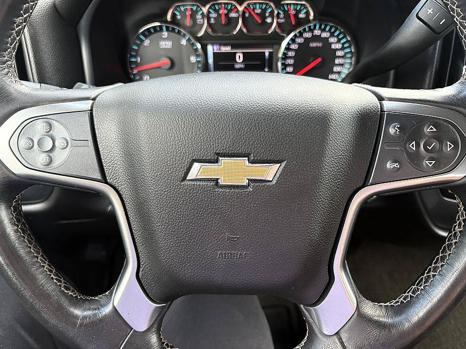 Used 2016 Silver Ice Metallic Chevrolet LT image 19