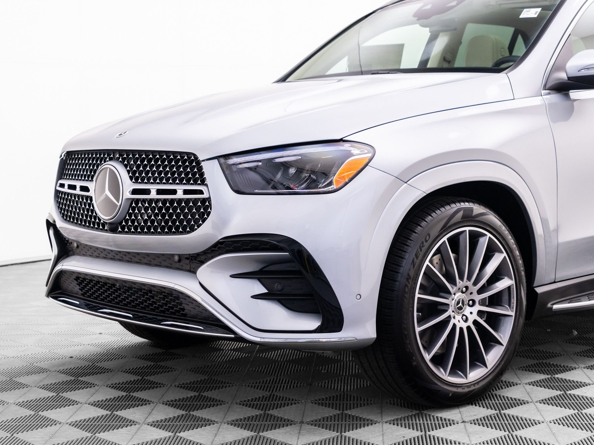 New 2026 Cirrus Silver Metallic Mercedes-Benz GLE 350 image 39