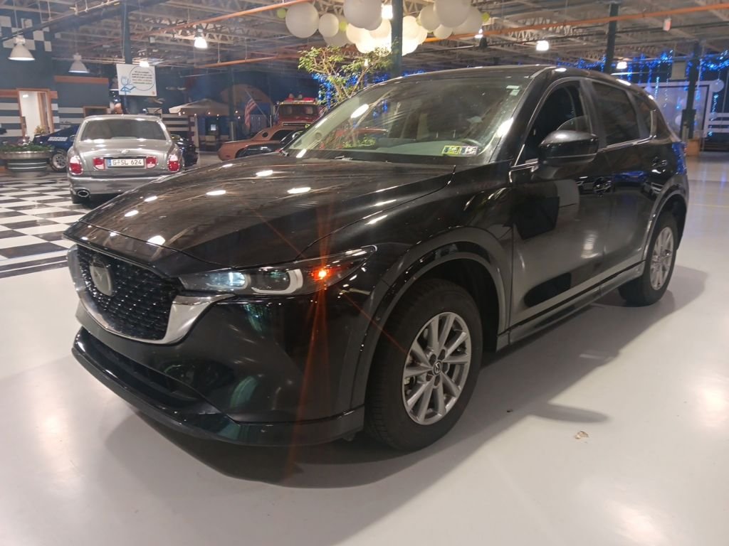2025 Mazda CX-5 S Preferred package Auto AWD's photo