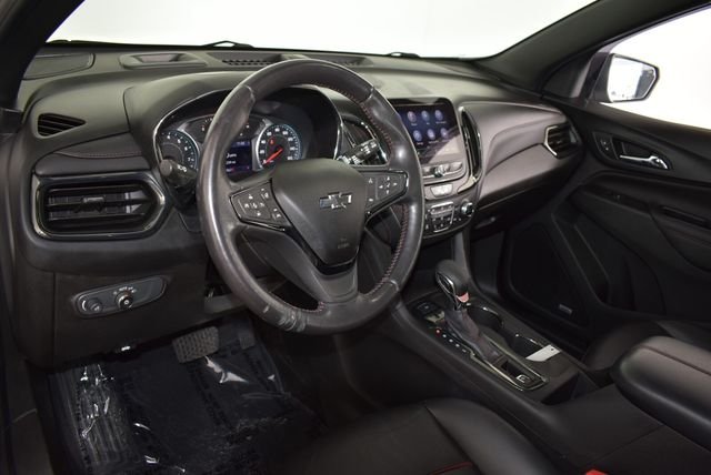 Used 2022 Silver Chevrolet RS image 31