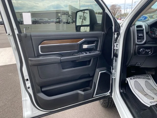 Used 2024 White Ram Laramie image 10