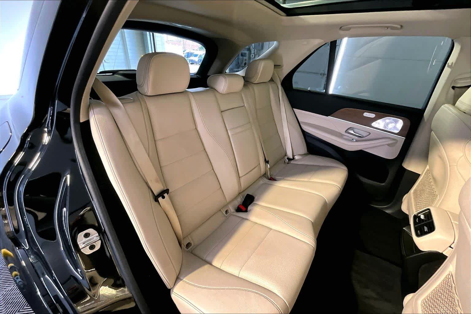 Used 2024 Black Mercedes-Benz GLE 450 image 20