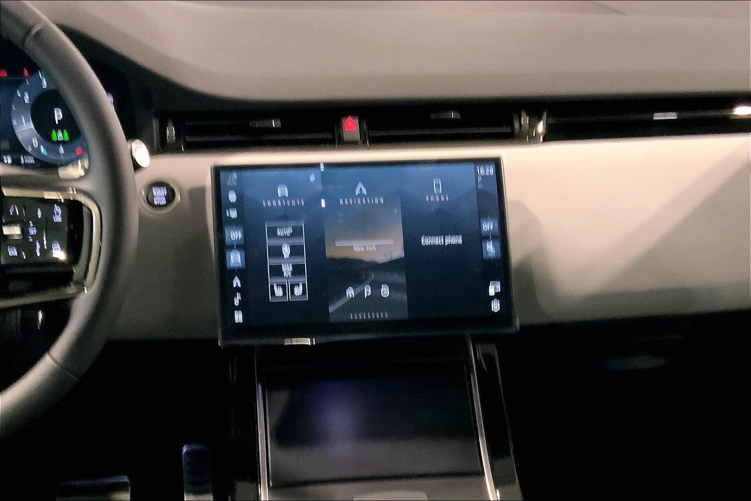 2026 Land Rover Range Rover Evoque Dynamic SE - Photo 6