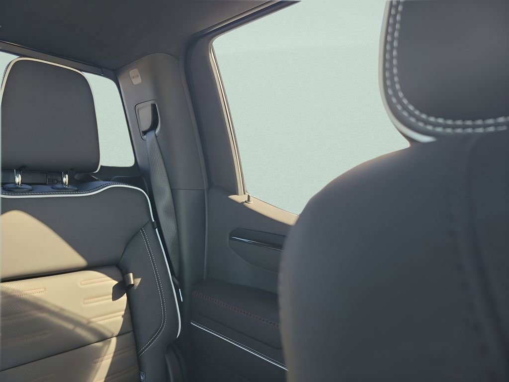 2026 GMC Sierra 1500 AT4X - Photo 14