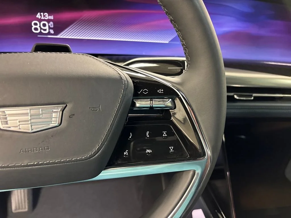 2025 Cadillac Escalade IQ Luxury 2 - Photo 36