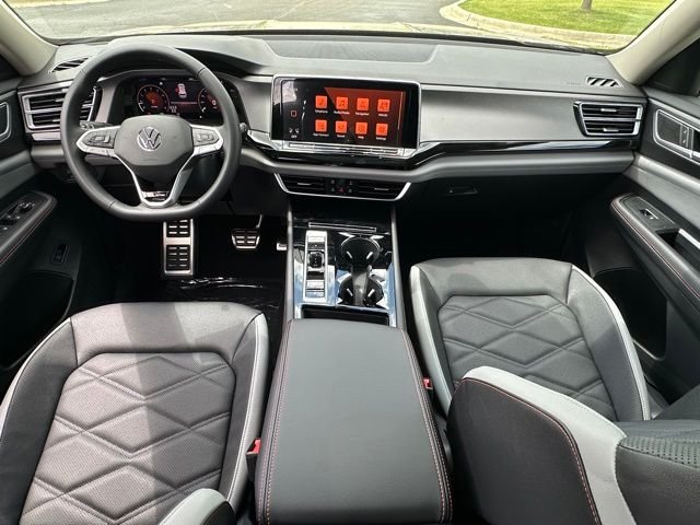 New 2026 Deep Black Pearl Volkswagen 2.0T Peak Edition image 31