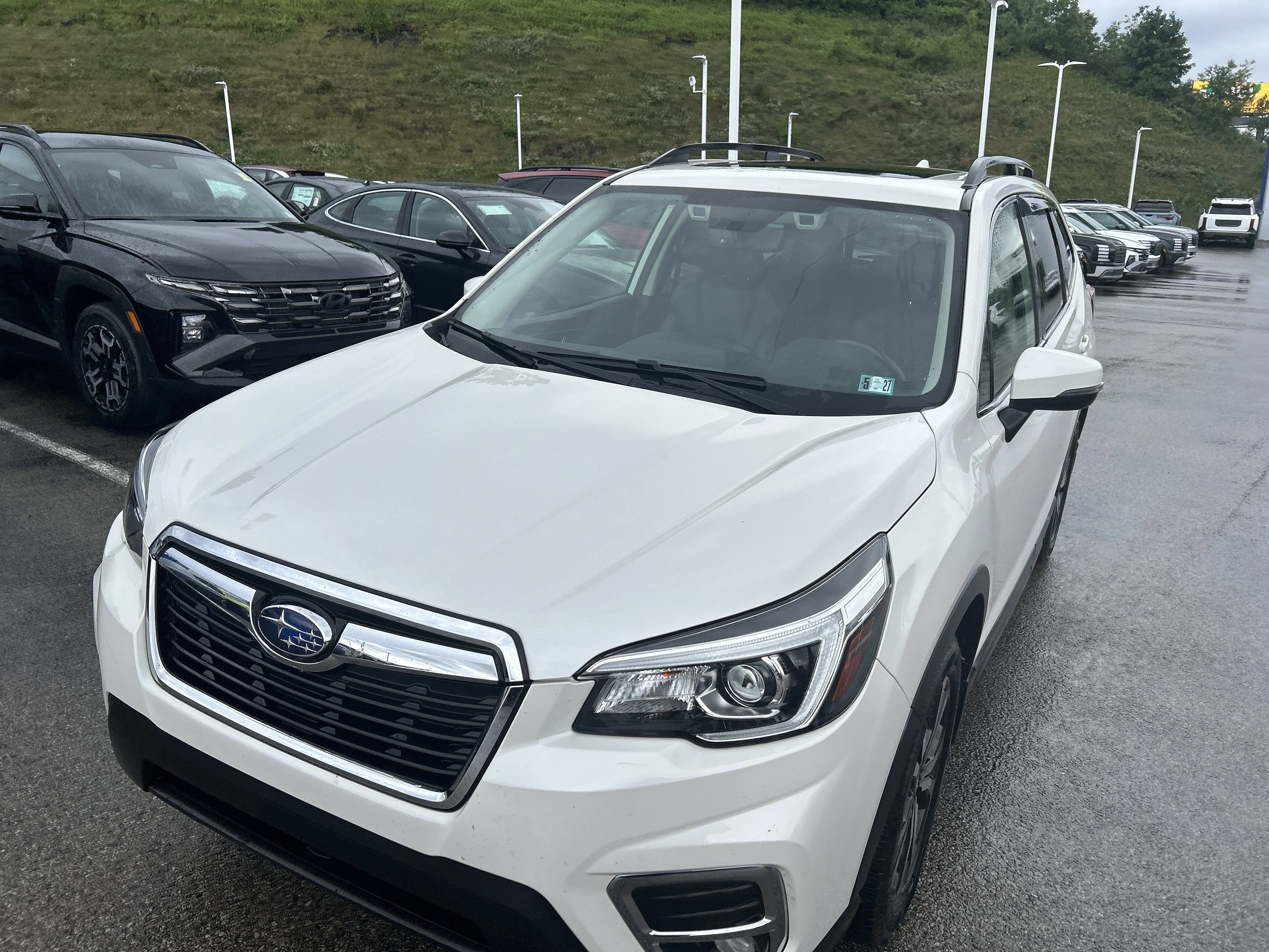 Used 2019 Crystal White Pearl Subaru Limited image 10
