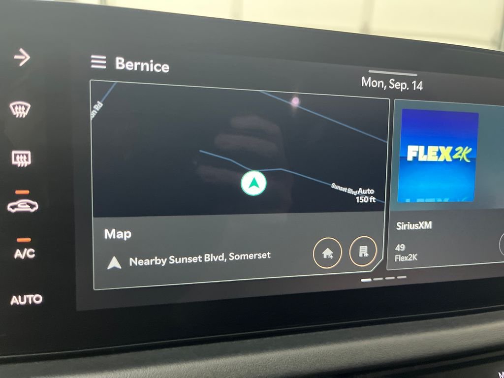 Used 2027 Black Kia LX image 21