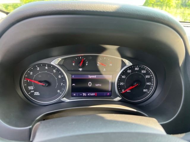 Used 2022 Quicksilver Metallic GMC SLT image 16