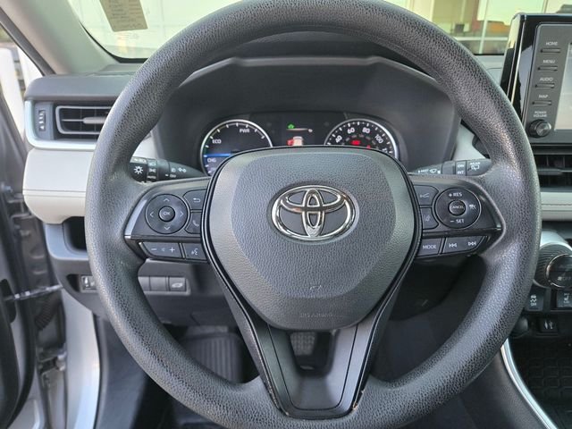 Used 2019 Silver Toyota XLE image 20