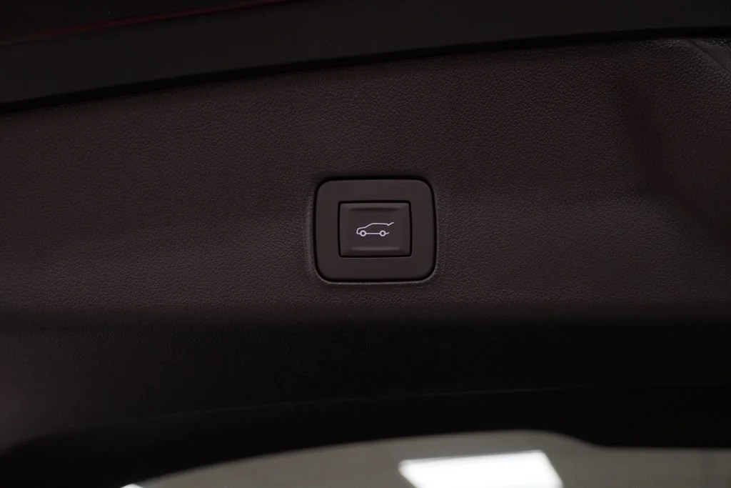 New 2026 Mosaic Black Metallic Chevrolet RS image 27