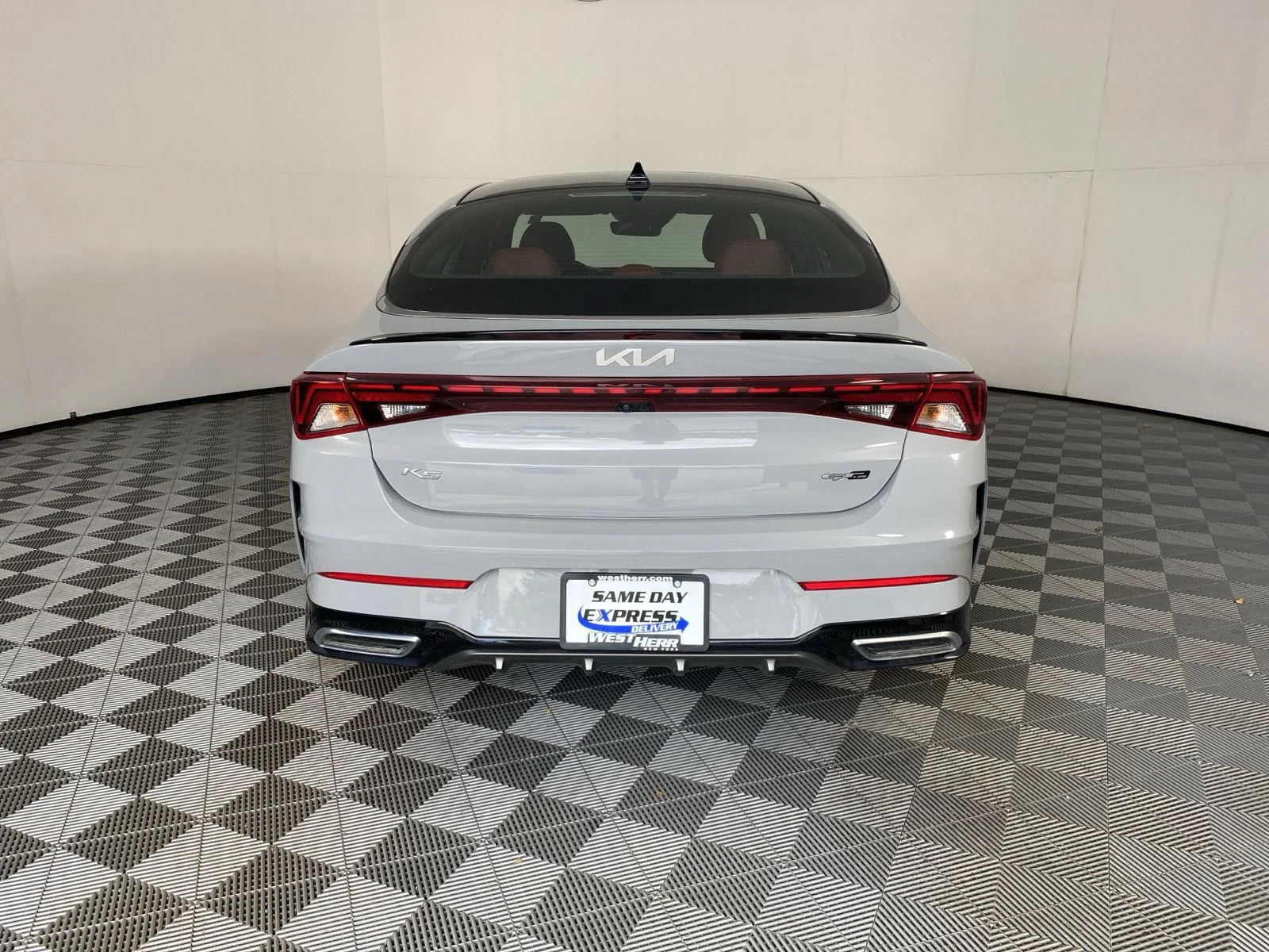 Used 2022 Wolf Gray Kia GT-Line image 6