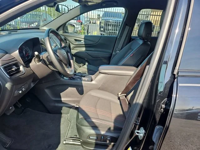 Used 2023 Mosaic Black Metallic Chevrolet RS image 9