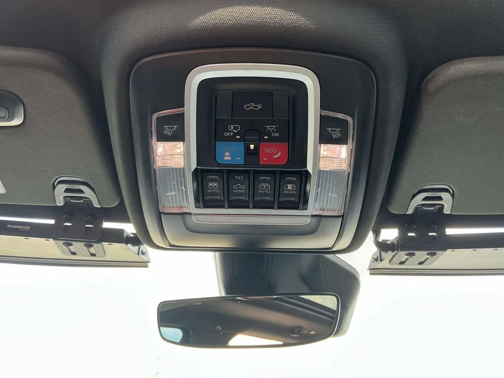 Used 2025 White Ram Limited image 19