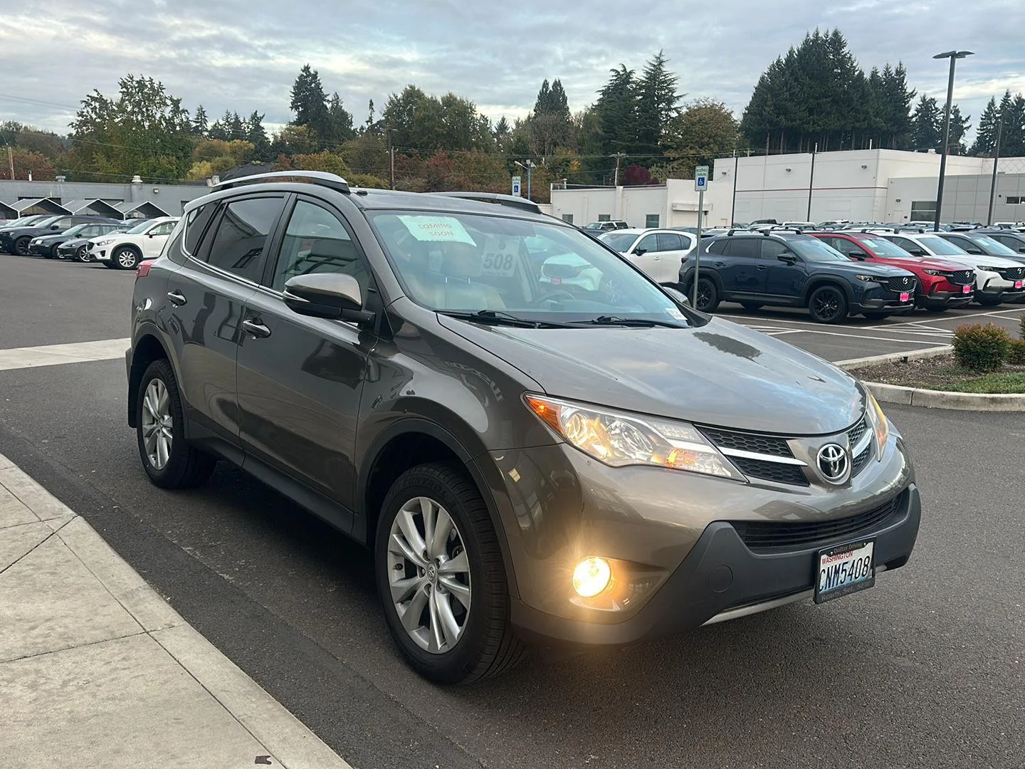 Used 2013 Pyrite Mica Toyota Limited image 5