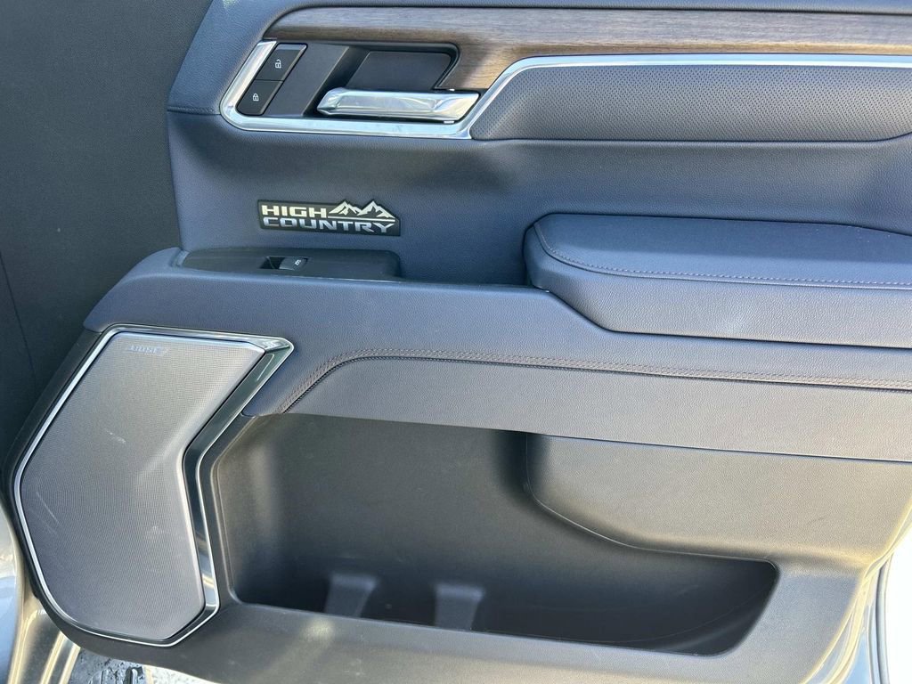 Used 2025 Sterling Gray Metallic Chevrolet High Country image 21