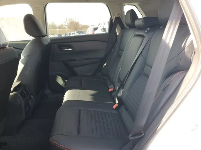 2026 Nissan Rogue Rock Creek - Photo 6